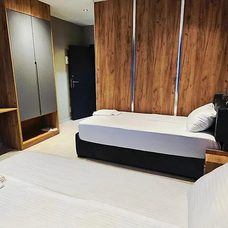 Hotell Diamant Tropoje